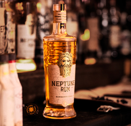 Neptune Rum: Vládca oceánov od Foursquare