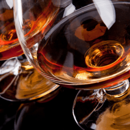 Let the taste of cognacs stand out. Find out how to prepare exclusive mixed drinks
