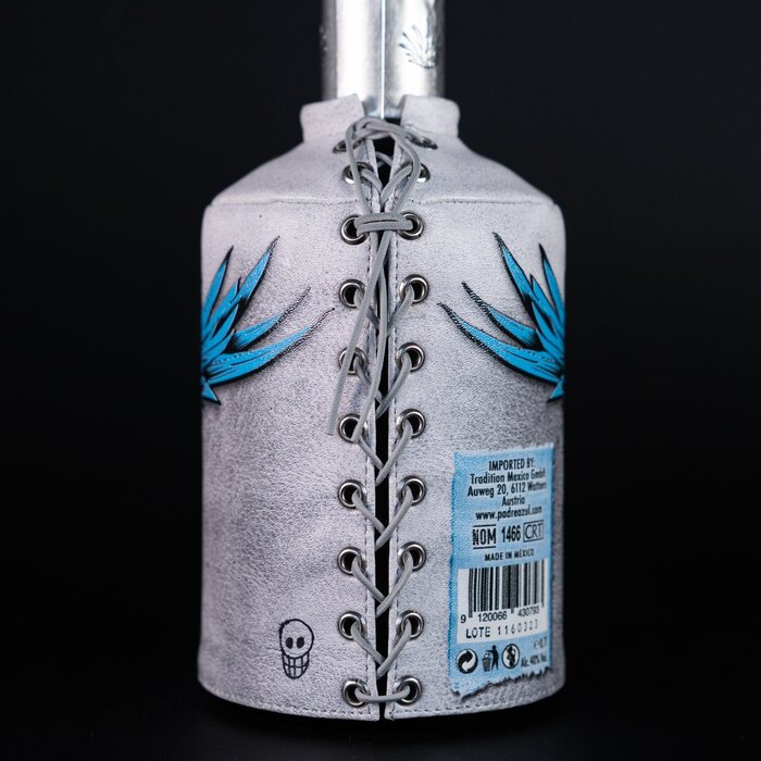 Padre Azul Blanco