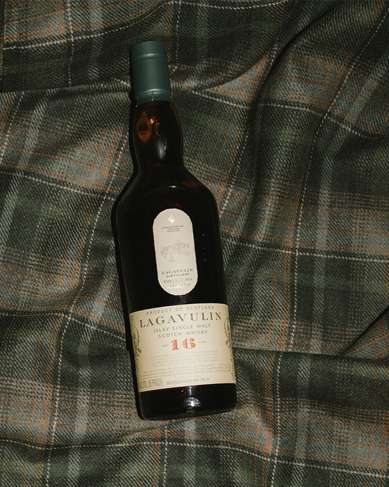 Lagavulin 16 ročná