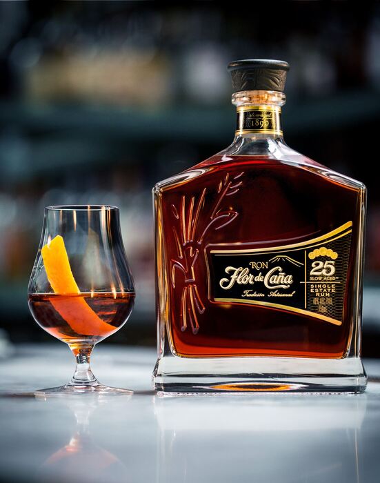 Flor de Caña 25