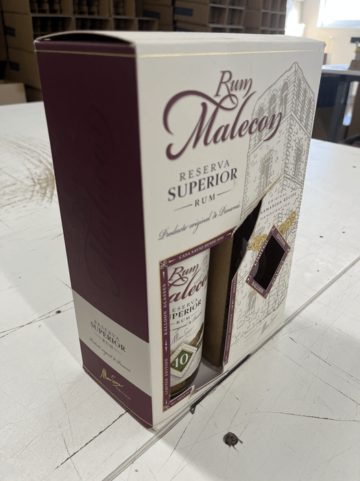 Malecon Reserva Superior 12 Year Old + 2 glasses - damaged box