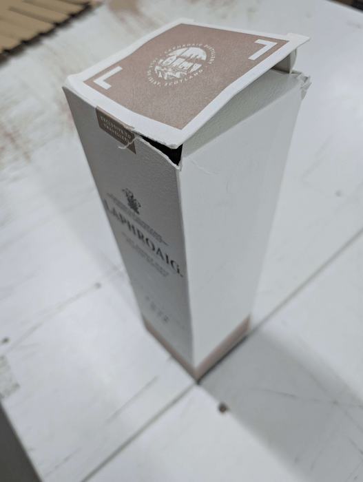 Laphroaig Four Oak 1l - poškozený obal