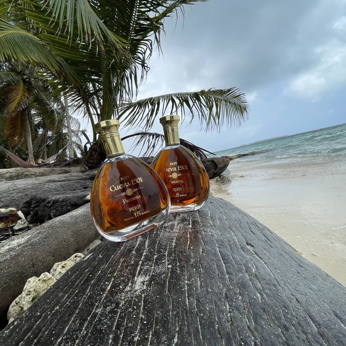 Ron Cueva 1501 Panama Sistema 18 Solera