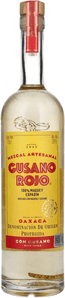 Gusano Rojo with a worm