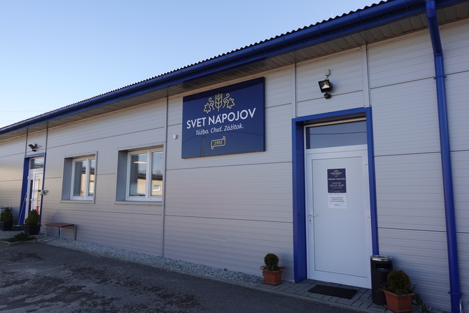 Predajňa Centrála Trstená