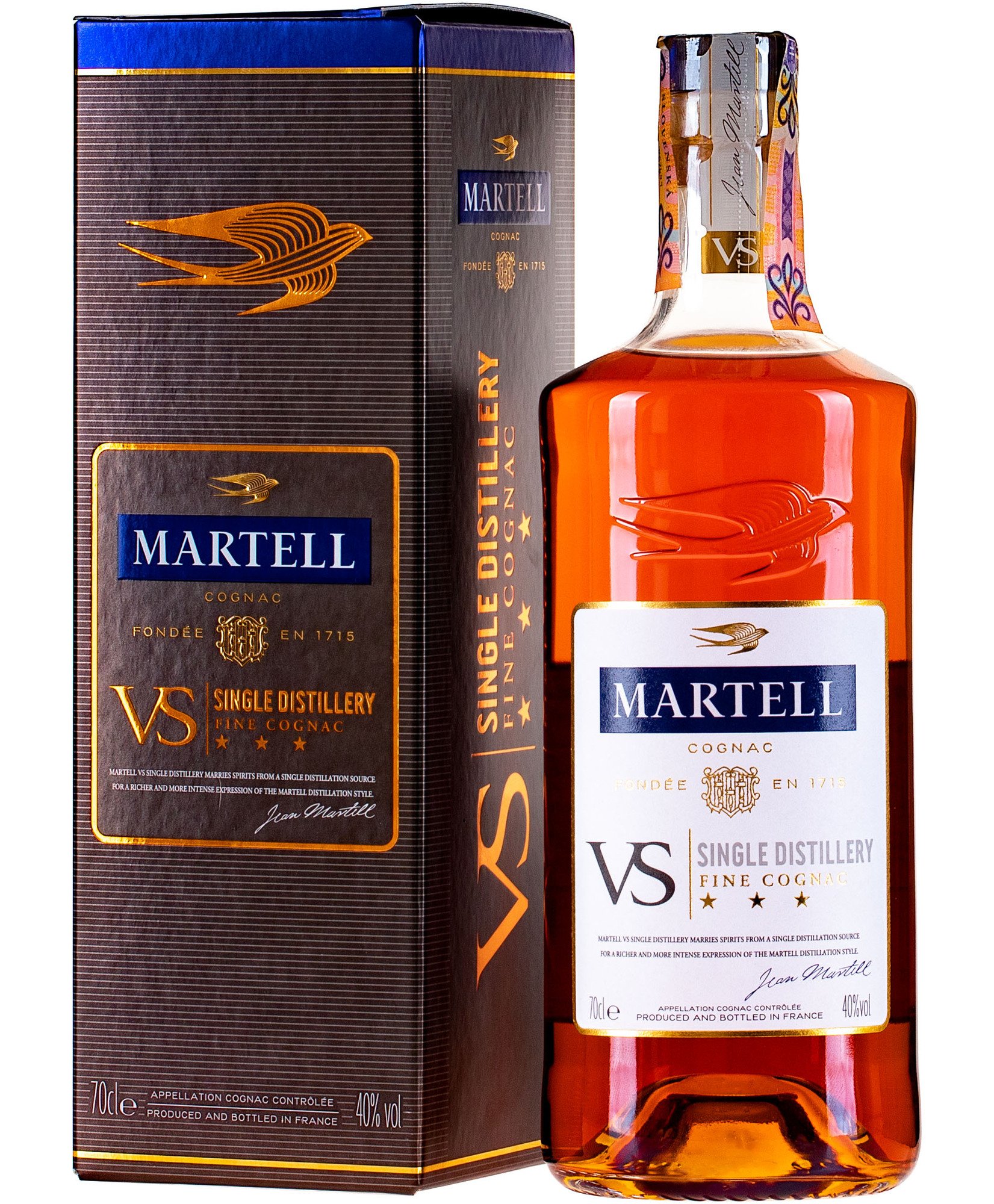 Коньяк лучше vsop. Коньяк Martell vs Single Distillery. Коньяк Мартель vs 0.5. Коньяк(Martell)Мартель vs 0.7л. Коньяк vs Cognac Martell.
