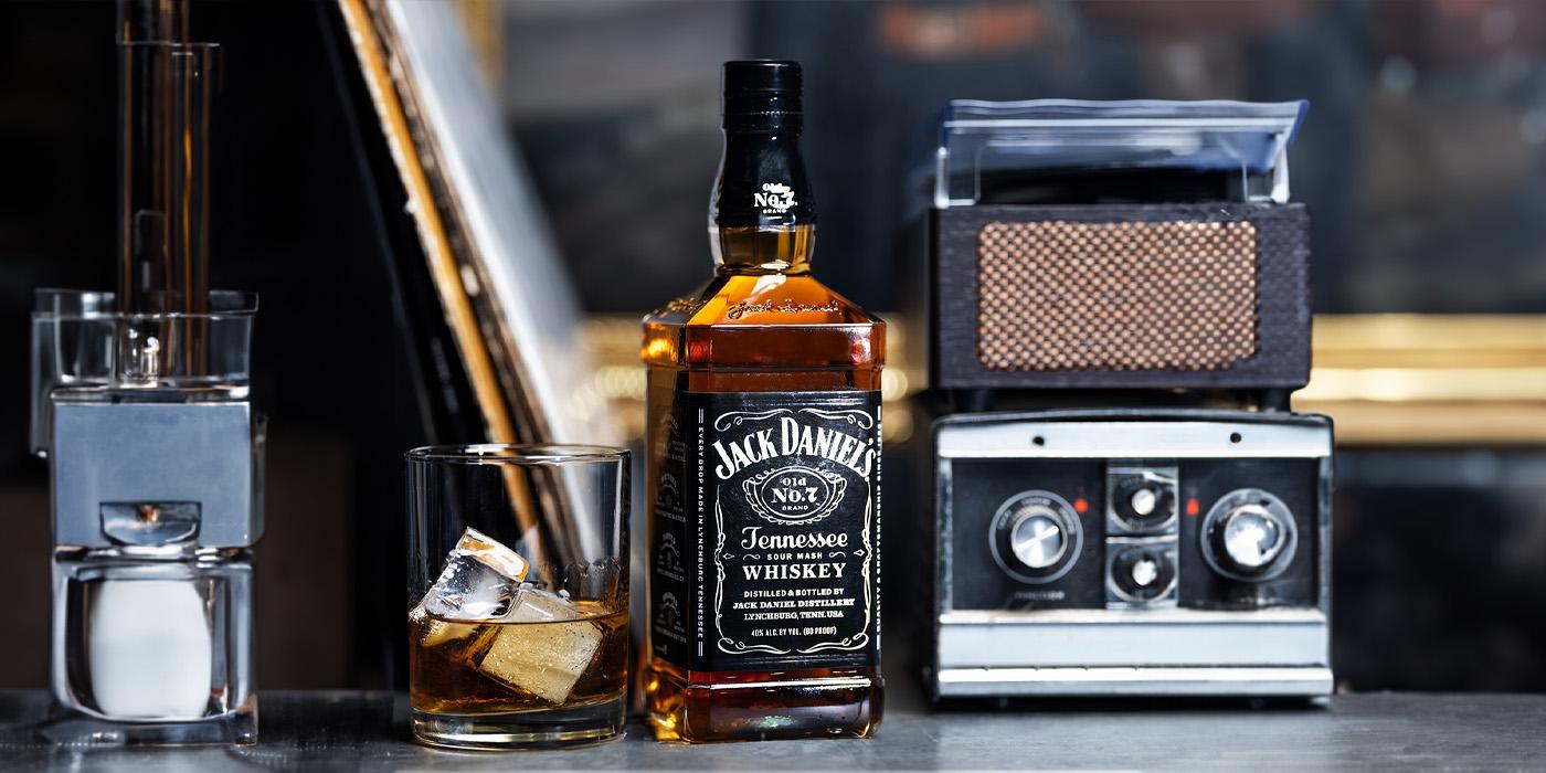 Jack Daniel's Tennessee Whiskey + 4x socks - Tennessee Whiskey