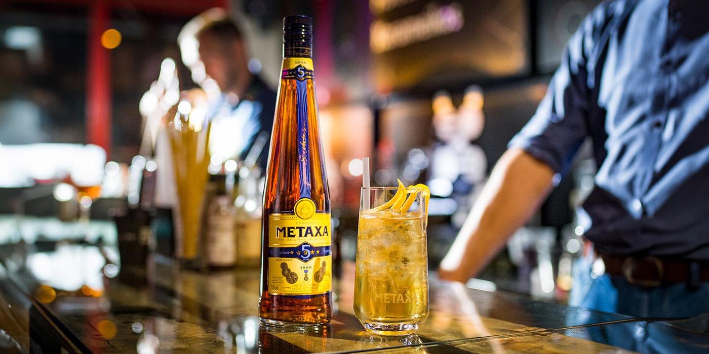 Metaxa 5* + 2 glasses - Gift set with glasses | Bondston