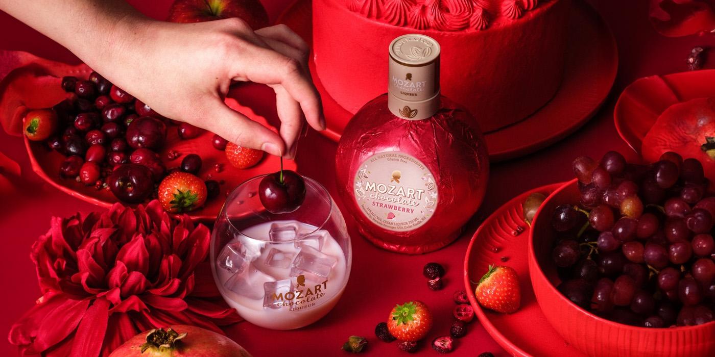 Mozart Chocolate Strawberry – strawberry chocolate liqueur | Bondston