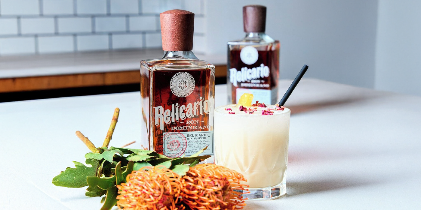 Relicario Ron Dominicano Superior s 2 poháry