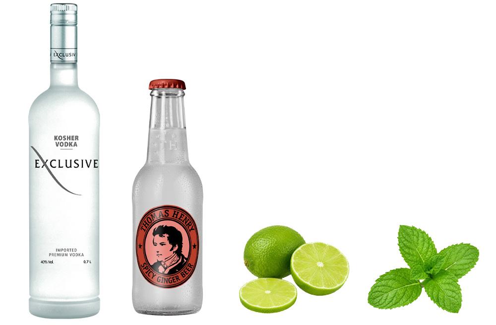 Moscow Mule ingredients from svetnapoju.cz – a bottle of Absolut Vodka, fresh lime and mint on a transparent background.