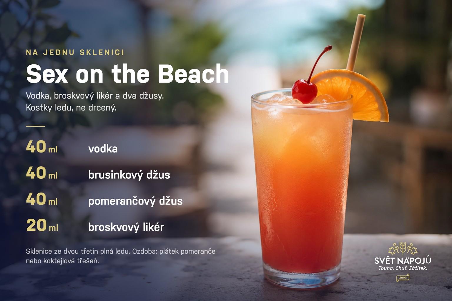 Receptová karta na Sex on the Beach: 40 ml vodky, 40 ml brusinkového džusu, 40 ml pomerančového džusu a 20 ml broskvového likéru.