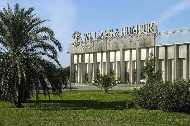 The famous Spanish sherry winery and rum producer Williams & Humbert Bodegas, where rums mature in sherry casks using the Solera system