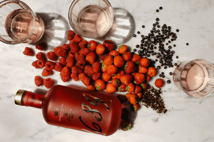 Gin 1689 The Queen Marry Edition