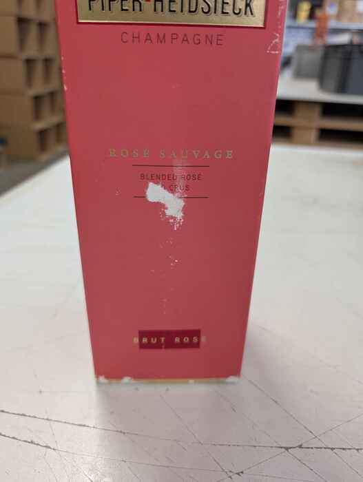 Piper Heidsieck Rosé Sauvage - damaged box