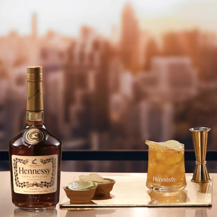 Hennessy VS Gift Box