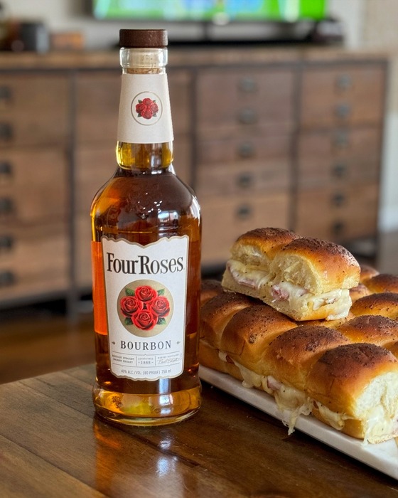 バーボン 3本 wild turkey maker's four roses 新 バーボン 3本 wild turkey maker's four roses 新 バーボン 3本