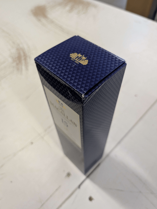 Macallan 15 Year Old Double Cask - damaged packaging