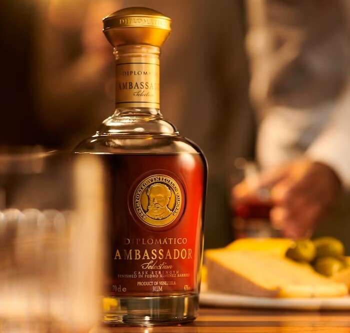 Diplomático Ambassador