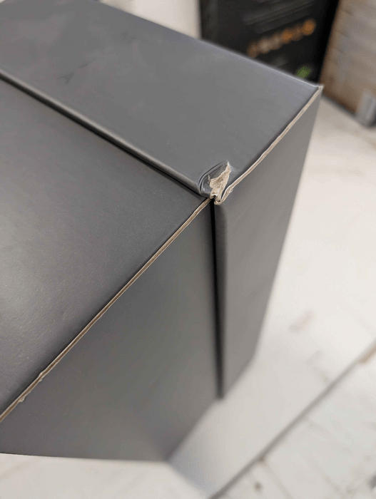 Muja Irish Whiskey - damaged box