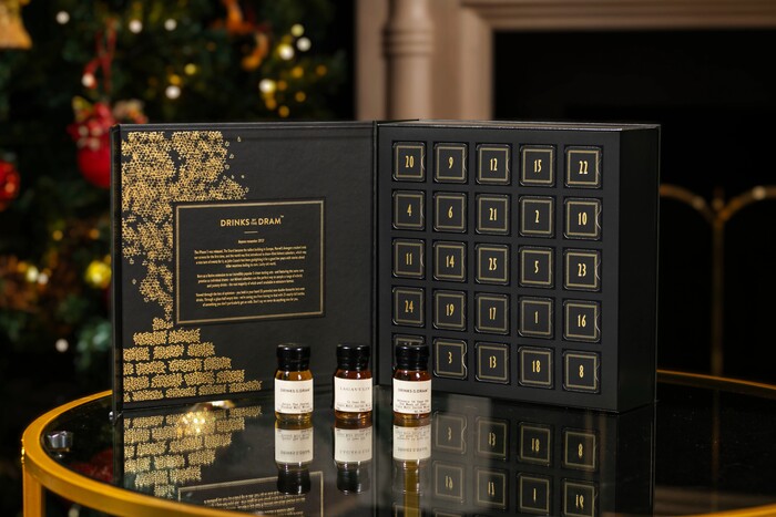 Drinks by The Dram The Peaty Whisky Advent Calendar 2025 25x0,03l
