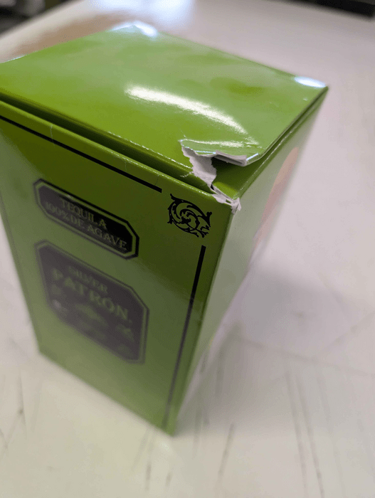 Patrón Silver - damaged box