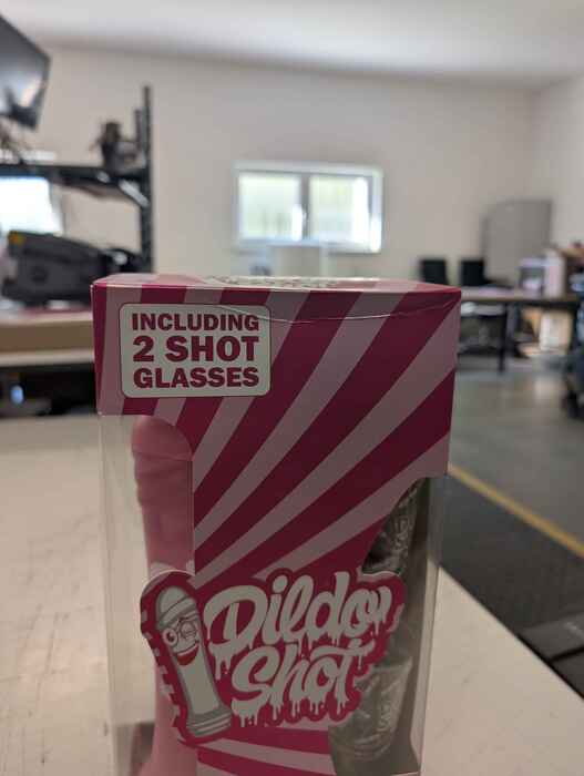 Dildo Shot Bubblegum Vodka Based se 2 skleničkami - poškozený obal