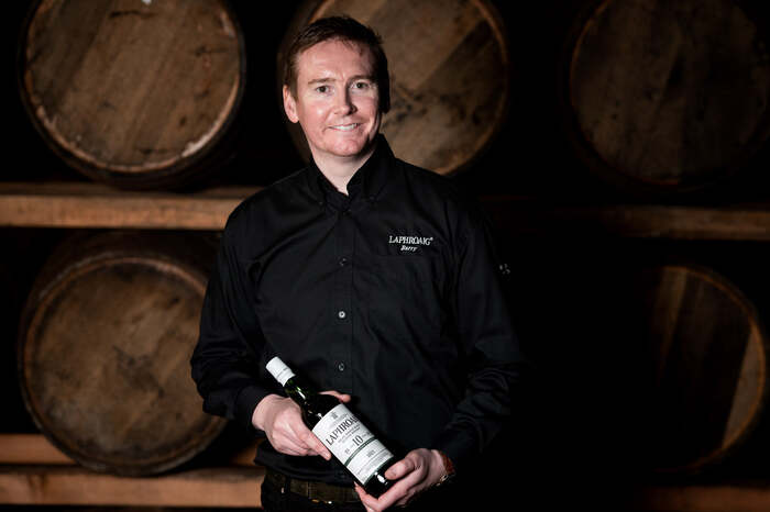 Laphroaig 10 letá Cask Strength Batch 013