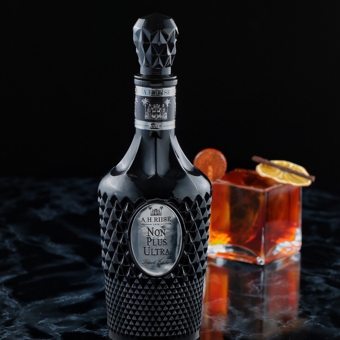 A.H. Riise Non Plus Ultra Black Edition