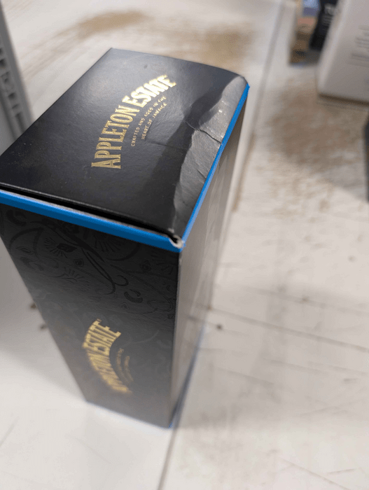 Appleton Estate Rare Casks 12 ročný v kartóne - poškodený obal