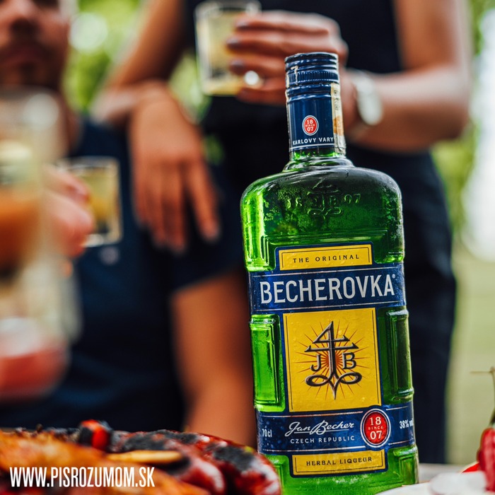 Becherovka 1l