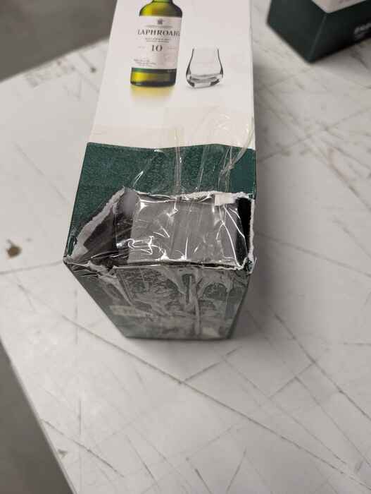 Laphroaig 10 Year old + 1 glass - damaged box
