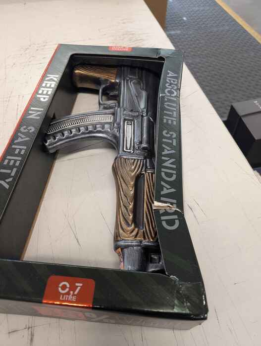 Zlatogor AK-47 Vodka - beschädigte Verpackung