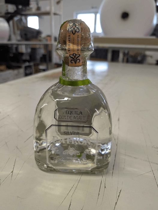 Patrón Silver - damaged box
