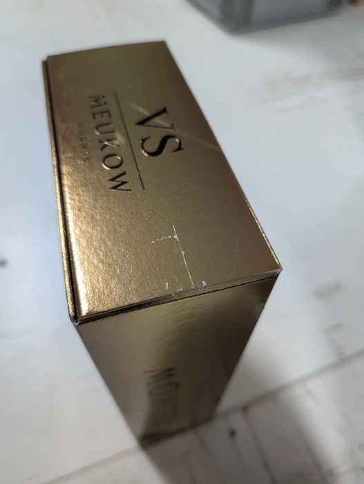 Meukow VS Black - damaged box