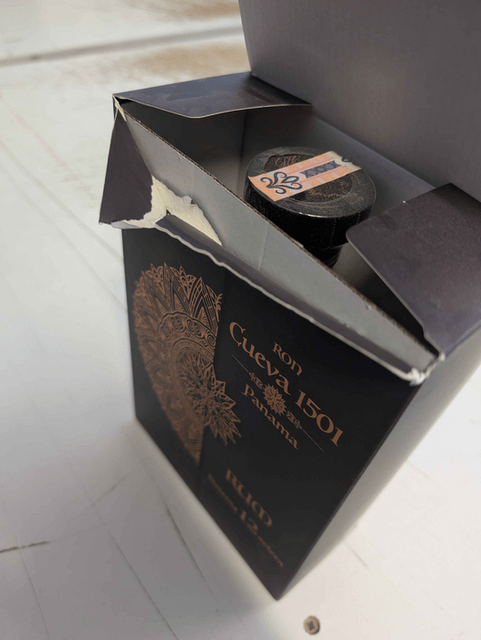 Ron Cueva 1501 Panama Sistema 12 Solera - damaged packaging