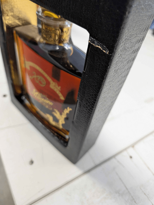 Ron Millonario XO - poškozený obal