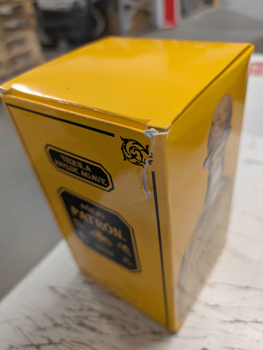 Patrón Añejo - damaged packaging