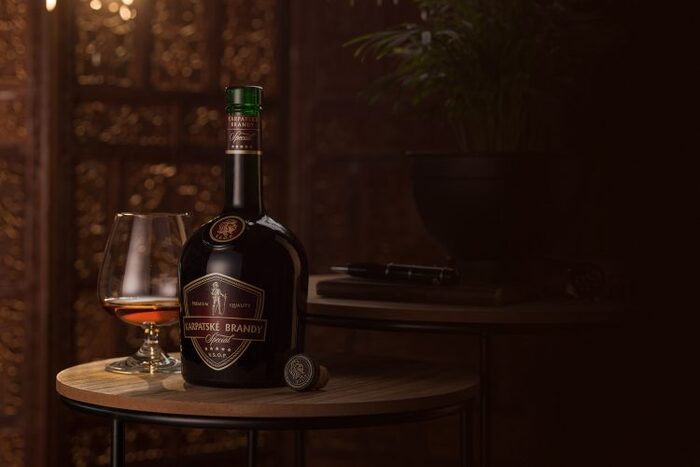Karpatské Brandy Speciál v kartonku