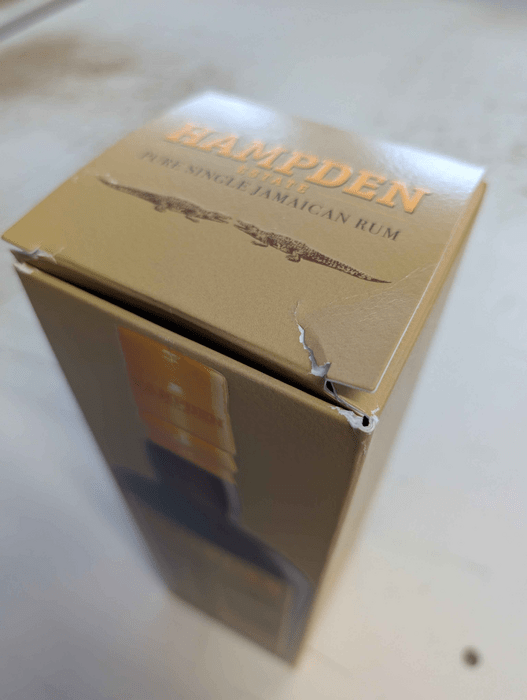 Hampden 8 ročný - poškodený obal